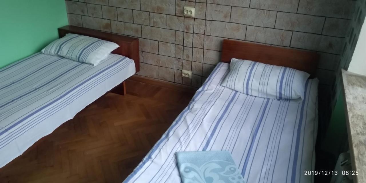 Уютная Комната Гагра Екстер'єр фото
